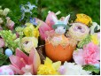 Bucurie de Paște - cutie cu flori
